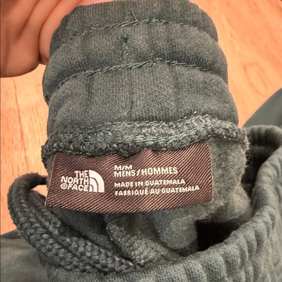 The North Face Mens Dark Green Sweatpants - Picture 2 of 2